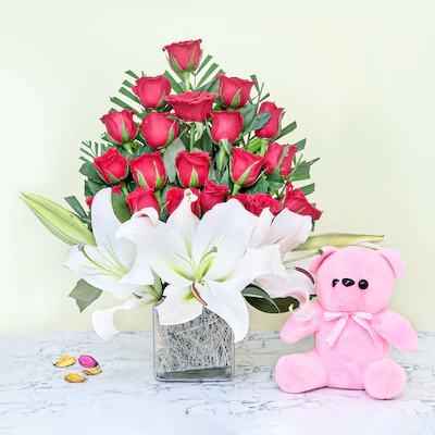 Lilies N Roses With Teddy